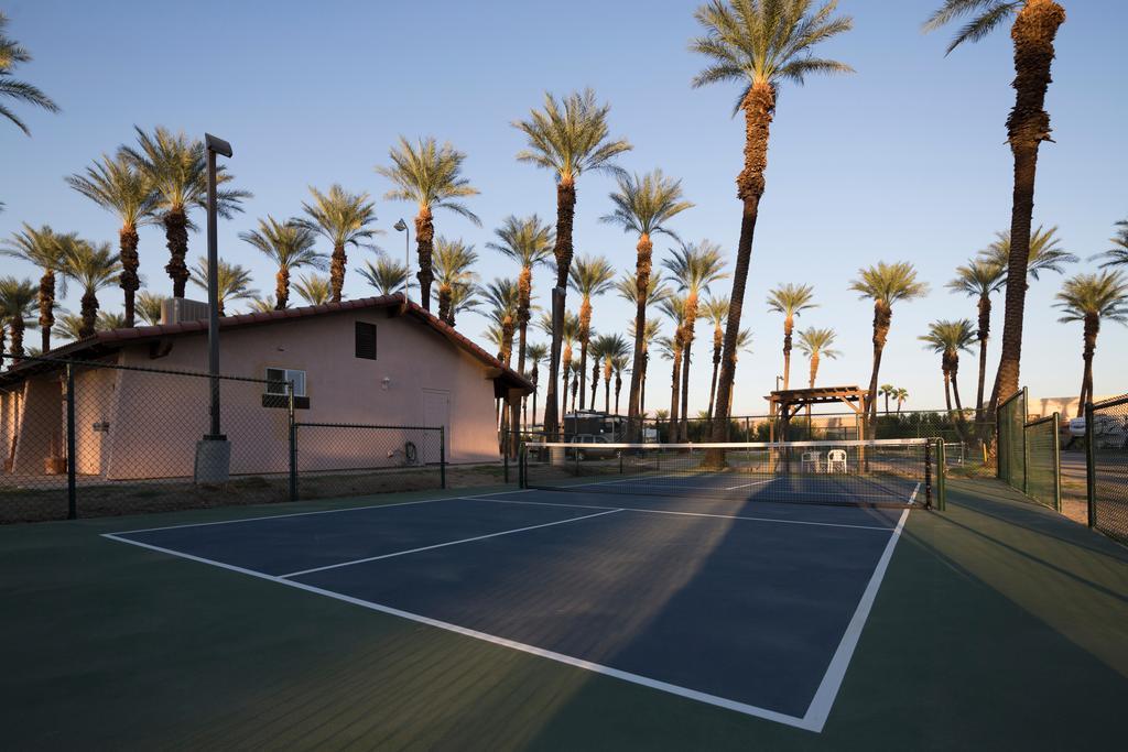 Palm Springs Camping Resort Cabin 3 Palm Desert Eksteriør billede